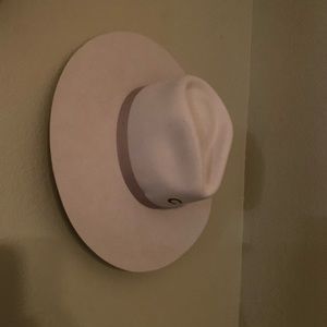 Charlie 1 Horse beige felt hat